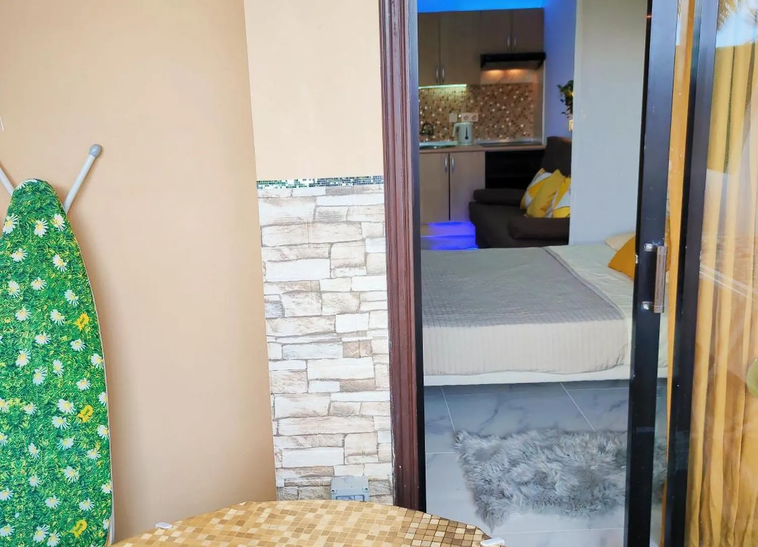 Lovely Apartment Top Views, Heated Pool, Great Location San Miguel de Abona